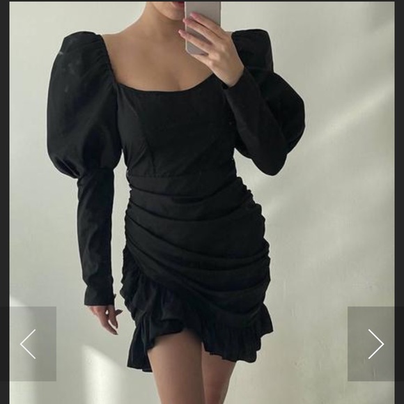 PrettyLittleThing Black Puff Sleeve Ruched Wrap Bodycon Dress - Picture 3 of 4